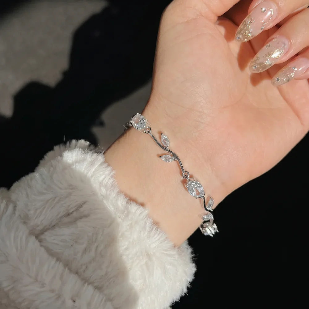 Elegant Silver Plated Tulip Bracelet for Girls/Women